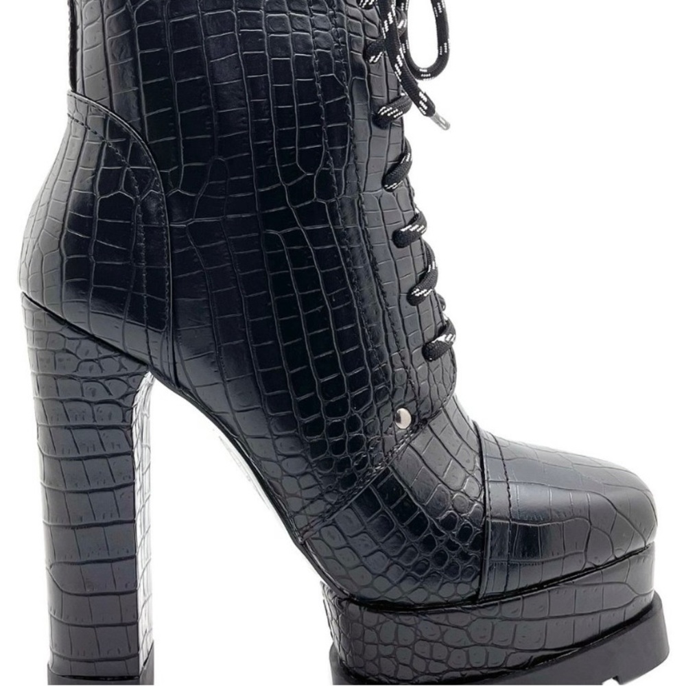 Azalea Wang Black Platform Boss Babe Heeled Boots